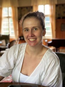 Hannah von der Mark (Foto) Absolventin Master Sozialmanagement Pflegekinderhilfe